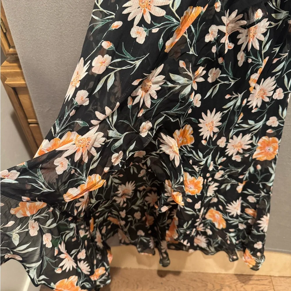 Elegant One Shoulder Floral Dress - Picture 2 of 8